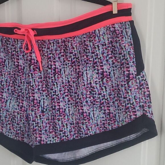 Fabletics Athletic Shorts  - Picture 2 of 9